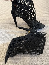 ZARA Basic Black Lace-Up Cage