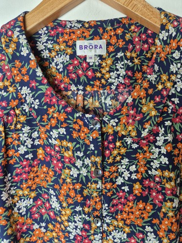 Liberty 100 silk sea blossoms - 100%,