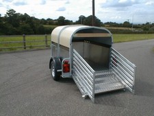 New Bateson Livestock Trailer