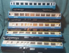 5 Lima mk2 BR inter city carriages OO Gauge Lima BR inter city MK 2 coaches