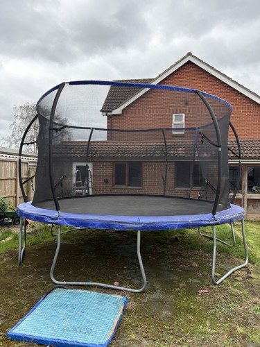 15ft trampoline with safety - trampoline,