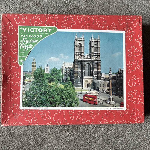 Victory jigsaw vintage london - jigsaw,