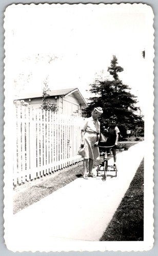 Vtg snapshot woman - vtg,