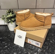Uggs Roozee Short Sand Boots