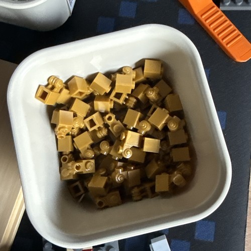 Lego pearl gold 1x1 - 1x1, brick