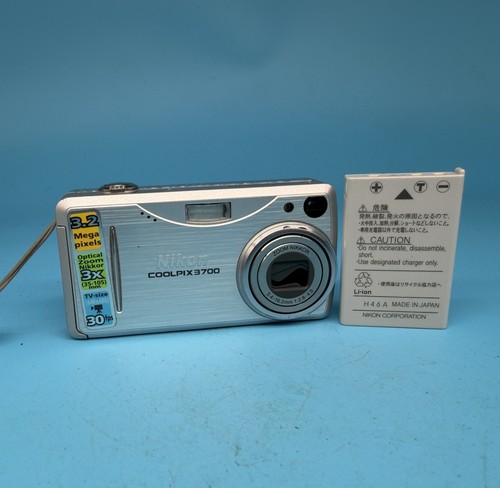 Nikon digital camera coolpix - nikon,