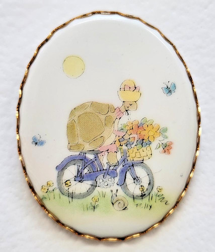 Rare hallmark cameo pin - hallmark,