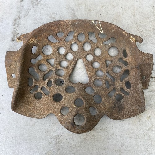 Vintage heart cast iron - heart,