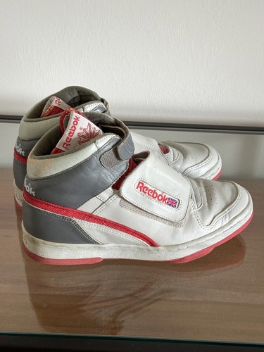 Vintage reebok alien - vintage,
