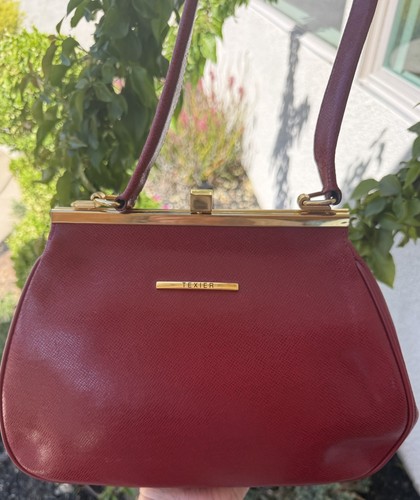 Vintage red leather - leather, texier