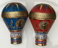 A pair of old Churchills Hot