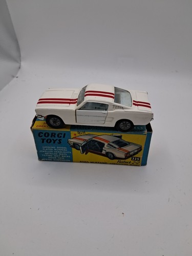 Corgi 325 ford - corgi, 2+2