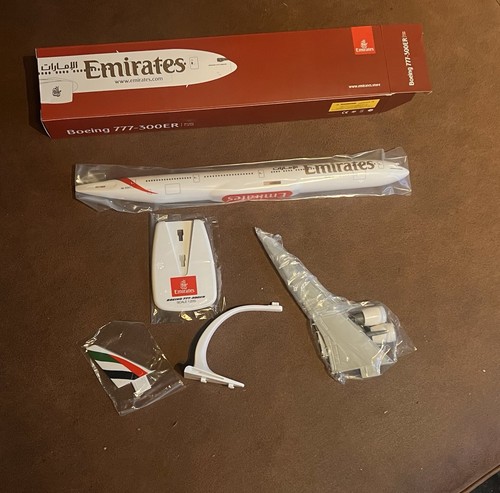 Boeing 777 300 emirates - boeing, 777-300