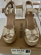 River Island Gold Platform