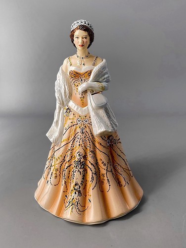 Royal doulton young queens - royal,