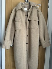 SOLD OUT Women’s H&M faux shearling shacket Jacket