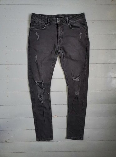 Men ashes dust - dust, jeans
