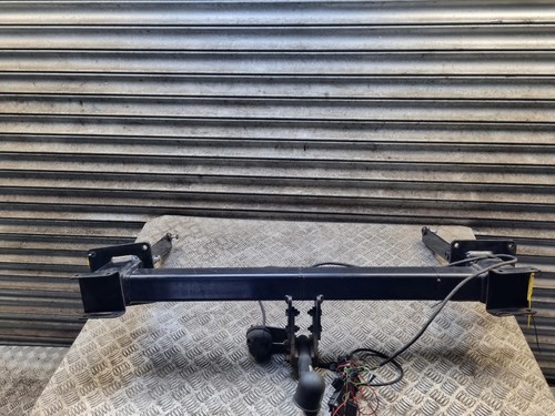 Mercedes tow bar rear a - mercedes,