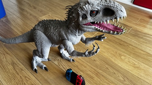 Huge jurassic park - huge,