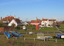 Photo 6x4 Felixstowe Ferry