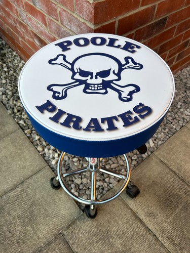 Poole pirates speedway - pirates,