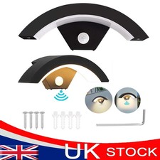 Outdoor Curved LED Wall Light