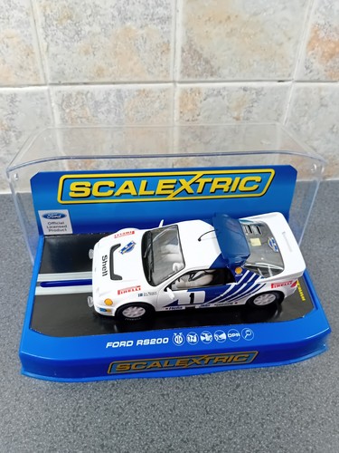 Scalextric c3493 ford rs200 - ford,