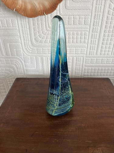 Obelisk vintage art glass - vintage,