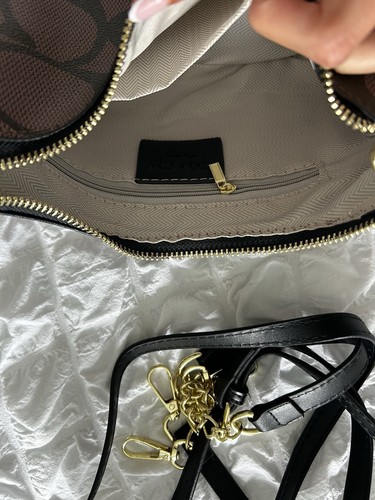 Brown and black shoulder - brown,