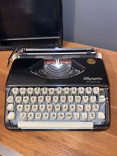 Olympia Splendid 66 Typewriter