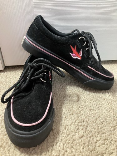 Women size black tuk - 7,