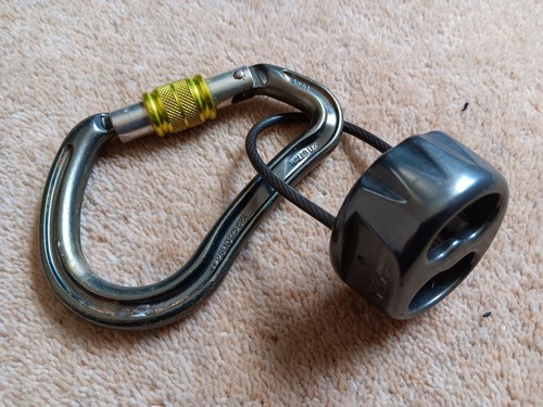 Dmm bug belay device and - device,