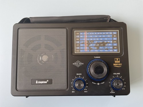 Steepletone band radio - 7,