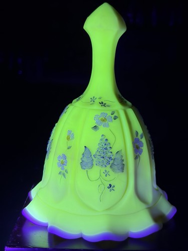 Vtg fenton burmese glass - fenton,