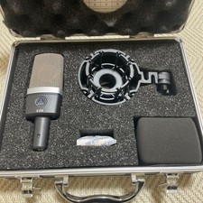 AKG C214 Condenser Microphone