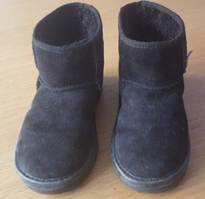 Children's Celtic & Co Sheepskin Shortie Boots - Black - Approx Size 1.5