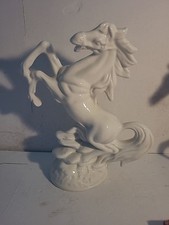 VINTAGE WHITE PORCELAIN