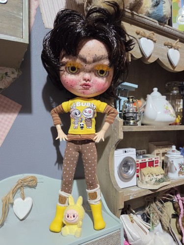 Ooak customised blythe doll - blythe,