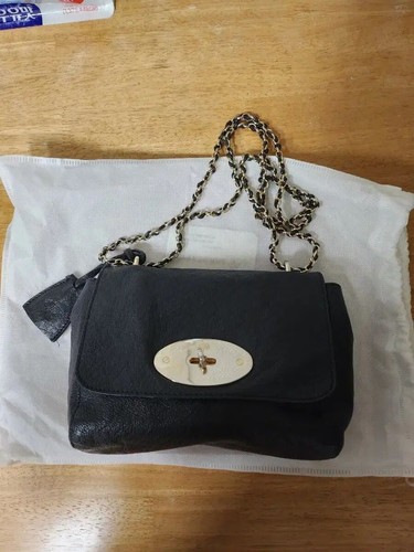 Mulberry lily small - lily, black