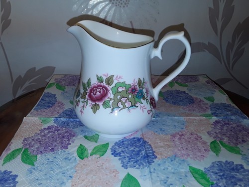 Vintage ceramic milk - ceramic, milk/