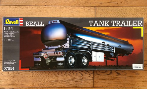 Revell model semi trailer - 1/25,