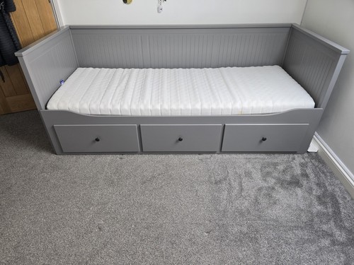 Ikea hemnes day bed with - bed, 2