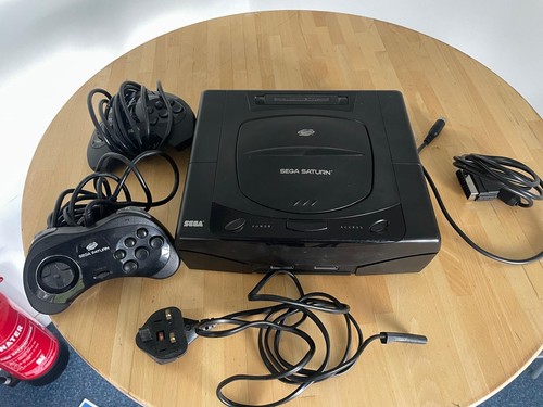 Sega saturn model console - sega, 1