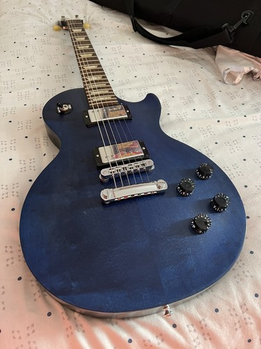 Gibson les paul studio 2012 - gibson,