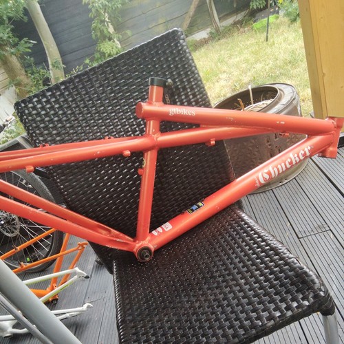 Chucker frame plus - plus,