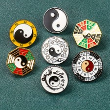 Yin Yang Bagua Enamel Pin Taoist Symbol Brooch Metal Lapel Pin Spiritual Gift