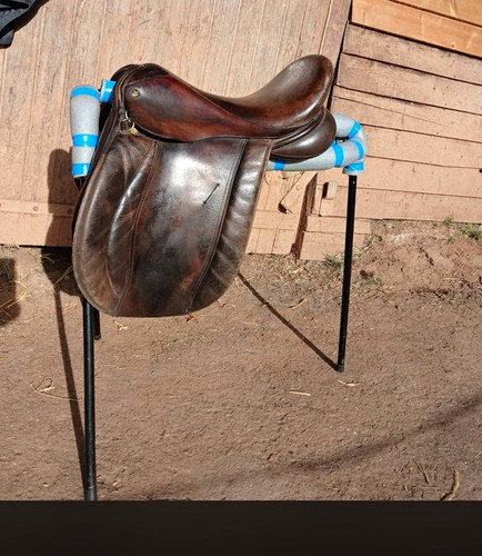Brown leather saddle - brown,