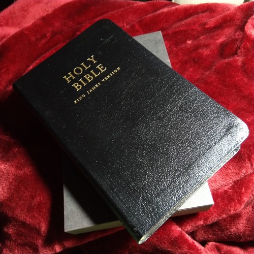 Holy bible king james - bible,