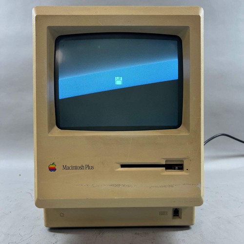 Macintosh plus computer - plus,