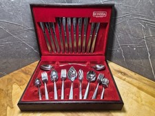 Vintage Oneida Cutlery Canteen